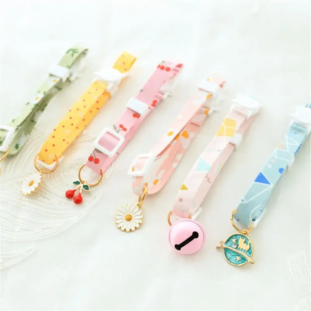 1PC Cute Kitten Collar Pet Cat Safety Necklace Breakaway Adjustable Cats Collar Puppy Collar Cat Pendant Puppy Cat Pet Supplies