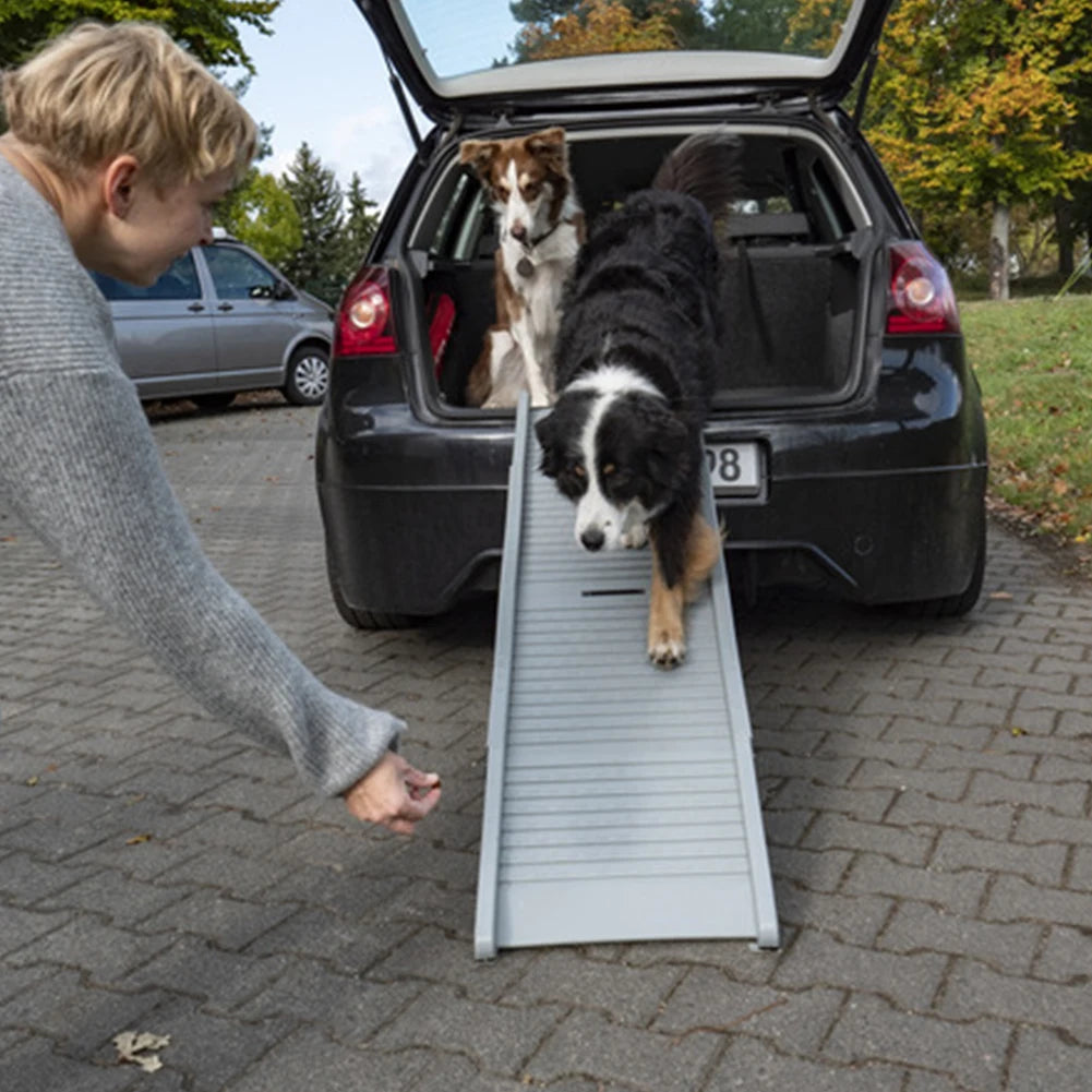 Dog Ramp Folding Non-Slip Rug Surface Dog SUV & Truck Ramp Portable Pet Ramp Stairs for Medium & Large Dogs Get Into A Car