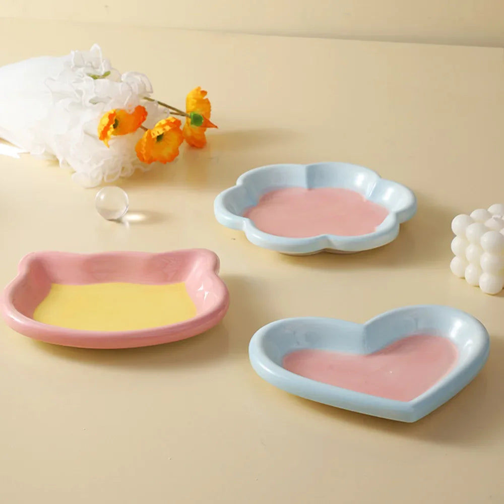 Love Cat Plate Dog Bowl Not Easily Knocked Over Hand Painted Ceramic Cat Food Rice Canned Snack Bowl