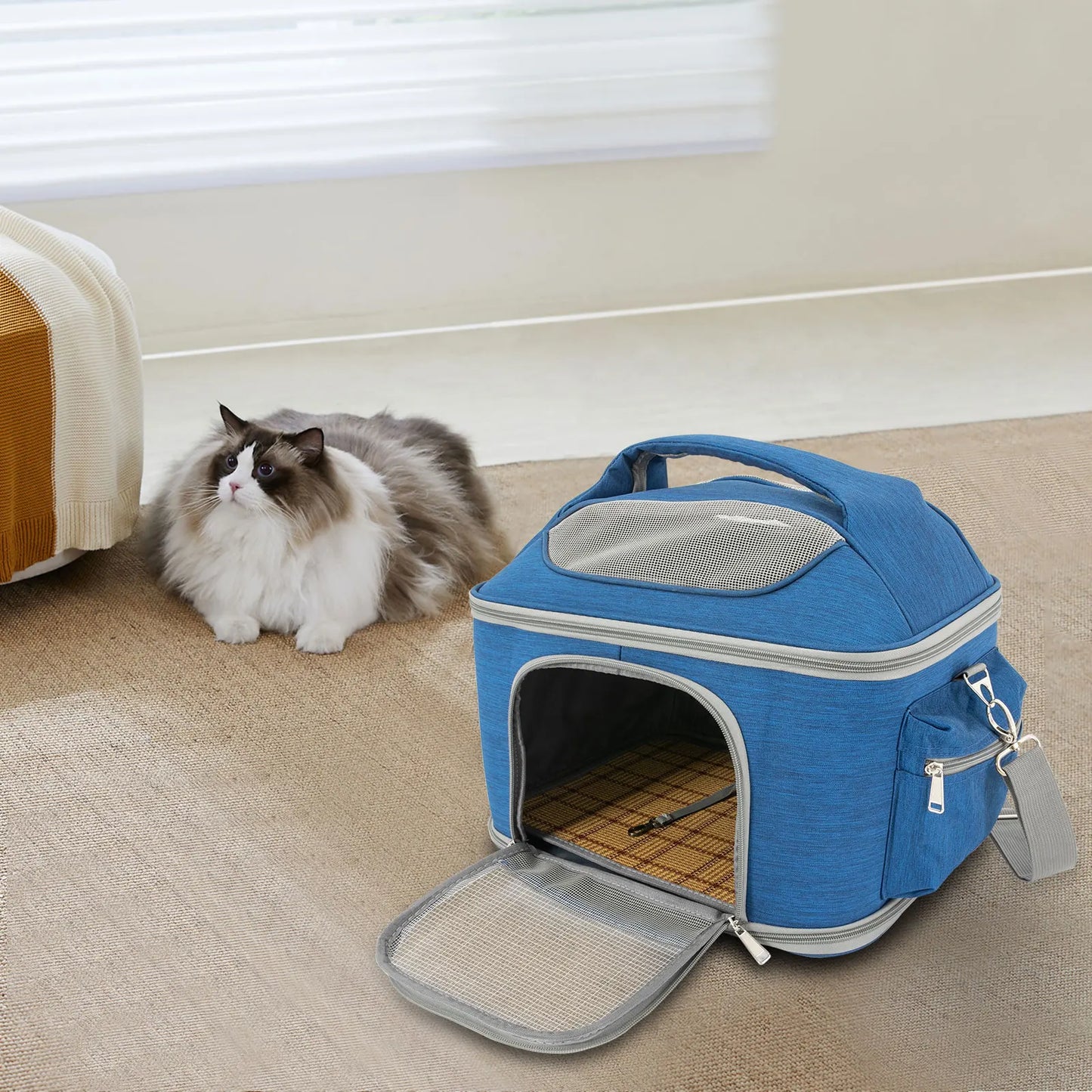 Blue Collapsible Pet Carrier | 600D Oxford Waterproof Travel Bag for Cats, 7kg Capacity, Outdoor Hiking