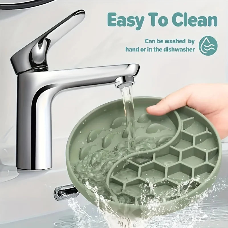 Slow Food Dog Bowl, Silicone Pet Food Bowl with Suction Cup, Non Slip Deceleration Dog Feeding Bowl