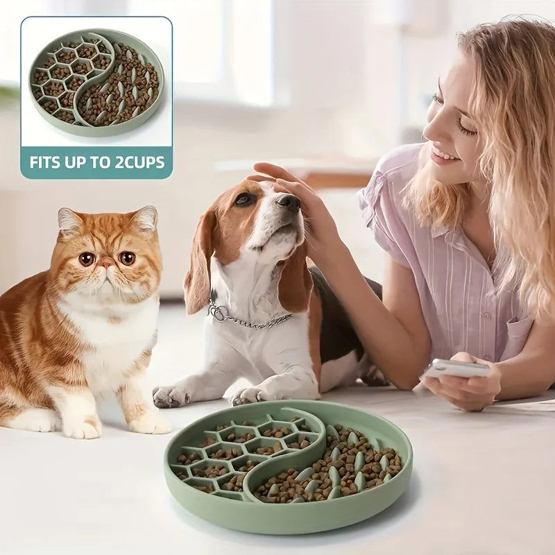 Slow Food Dog Bowl, Silicone Pet Food Bowl with Suction Cup, Non Slip Deceleration Dog Feeding Bowl